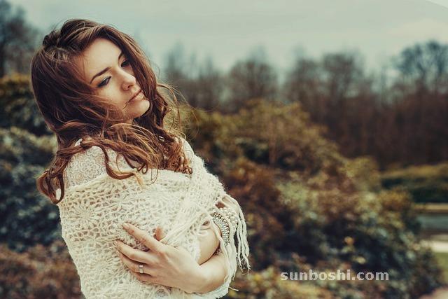 夢見換發型-自己換發型-女人換發型-剪頭發并換發型-別人換發型