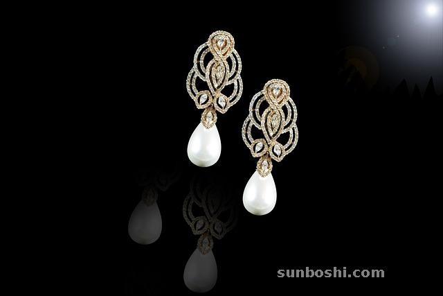 夢見金耳環(huán)-黃金耳環(huán)-戴金耳環(huán)-撿到金耳環(huán)-孕婦金耳環(huán)