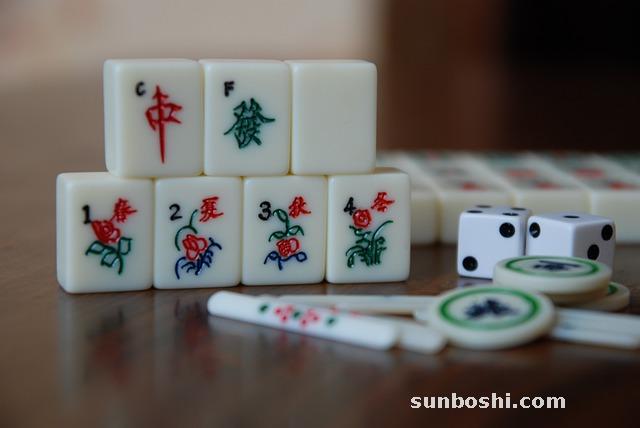 夢見麻將-夢見麻將牌-夢見玩麻將