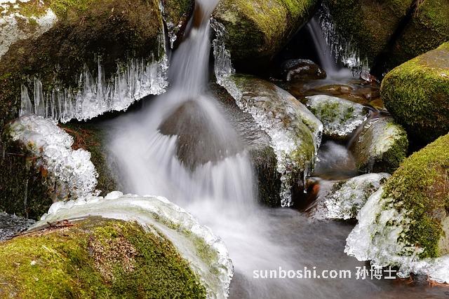 夢見山洪泥石流-山體滑坡泥石流-地震泥石流-泥石流山體滑坡