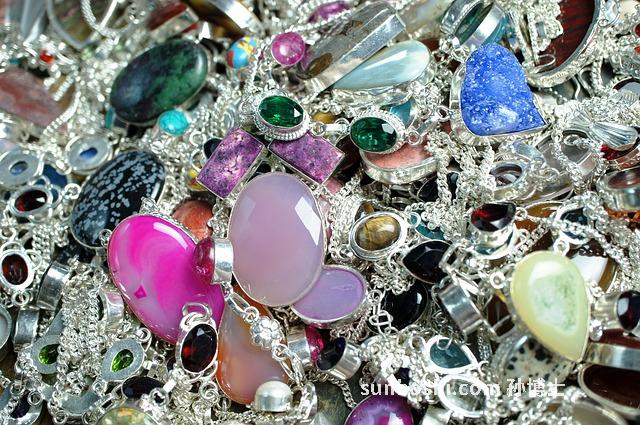 夢見很多寶石-夢見撿到很多寶石