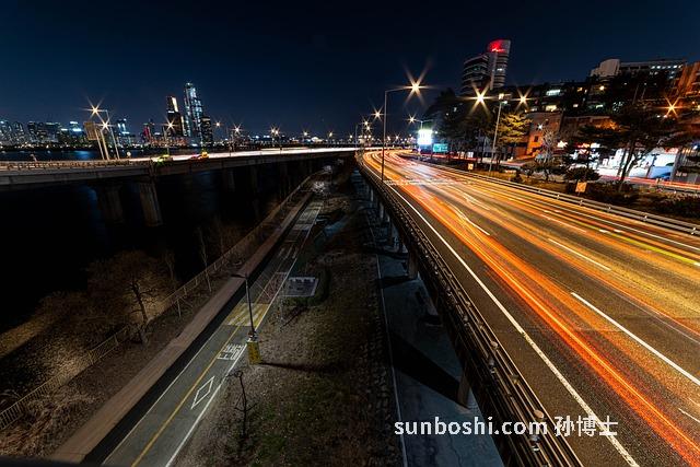 夢見在江-夢見在江里游泳-夢見在江邊