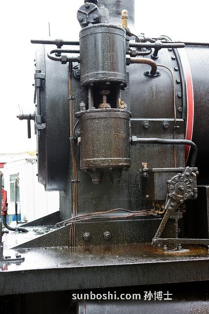 夢見家漏雨-夢見別人家漏雨-夢見自己家漏雨